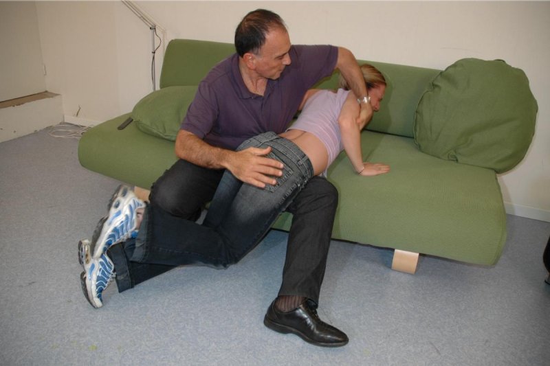 Pigatailed sweet teen in tight jeans gets b - XXX Dessert - Picture 9