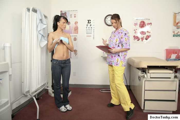 Naked brunette gets a shot in her ass - XXX Dessert - Picture 3