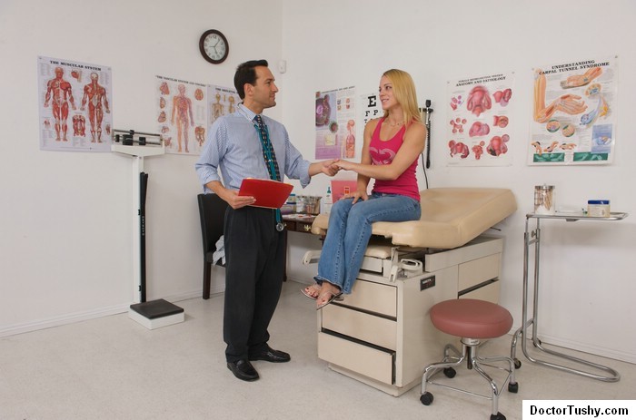 Blonde nurse probes a brunette's pussy - XXX Dessert - Picture 1