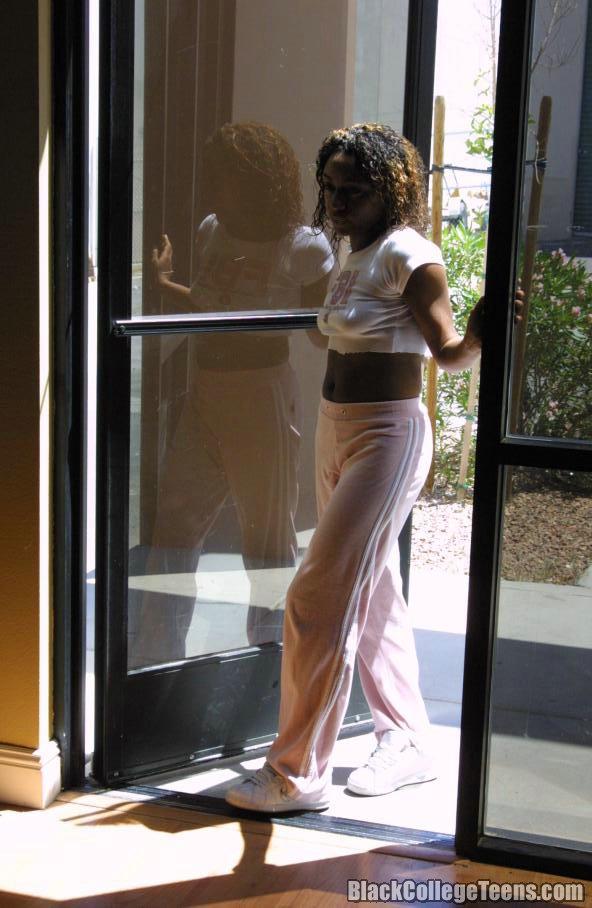 Ebony galleries. Black college teens. - XXX Dessert - Picture 3