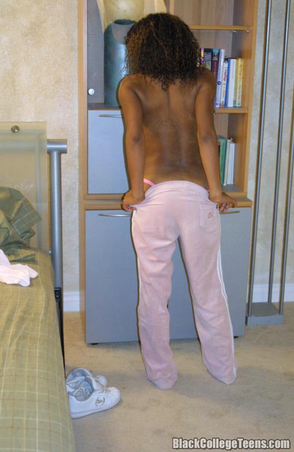 Ebony galleries. Black college teens. - XXX Dessert - Picture 9