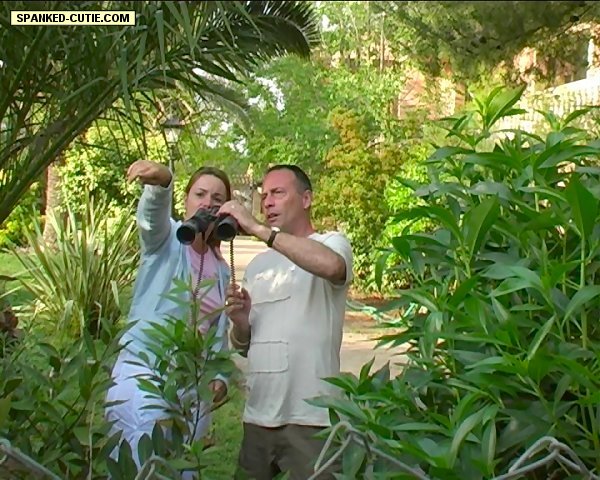 Blonde caught and spanked on her ass - XXX Dessert - Picture 4