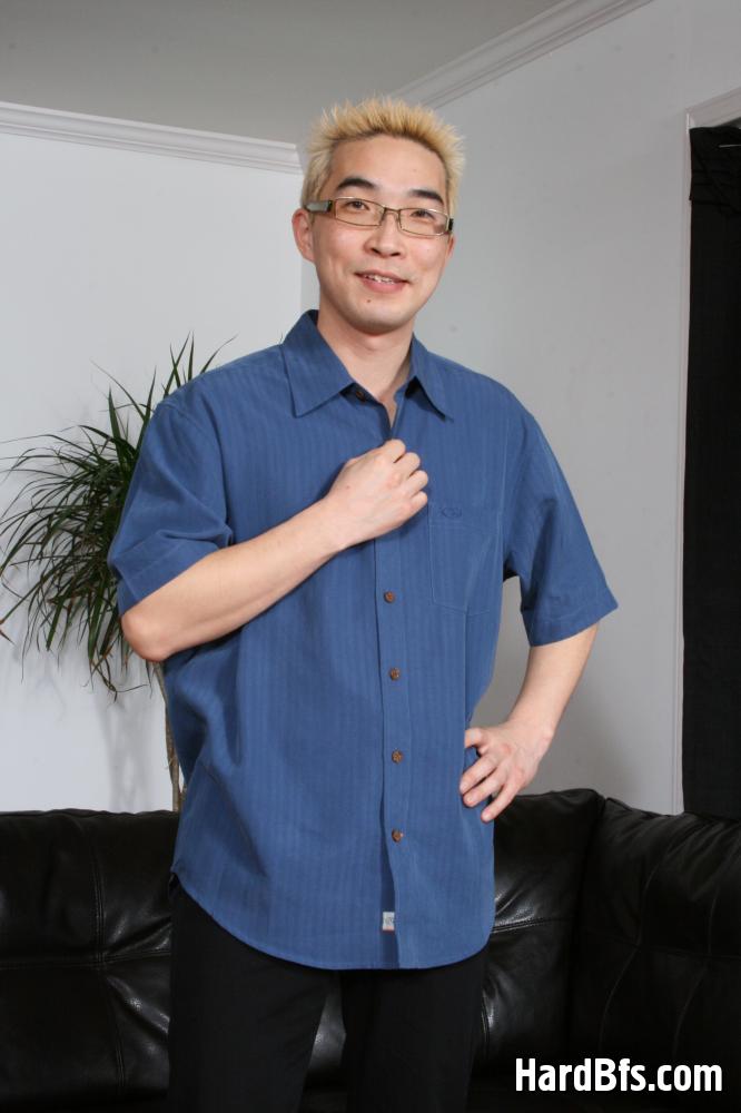 Blonde asian gay wanking his dick after getting naked. Tags: Gay pics, jacking off, men porn. - XXXonXXX - Pic 1