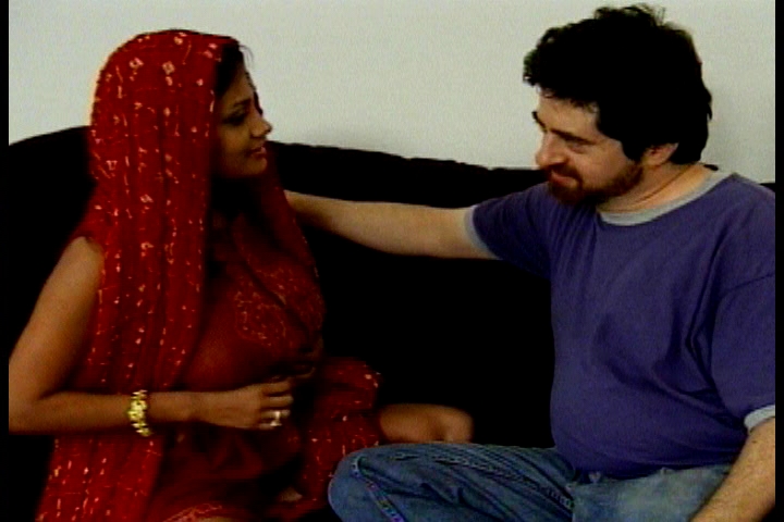 Adorable Indian Amateur Undress Shows Boobs - XXX Dessert - Picture 4