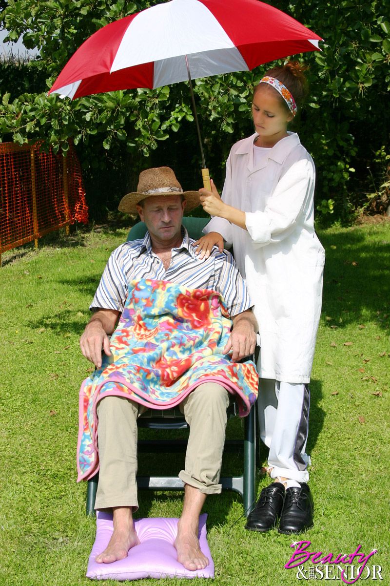 Old young sex. Brunette teenage cutie loves - XXX Dessert - Picture 3