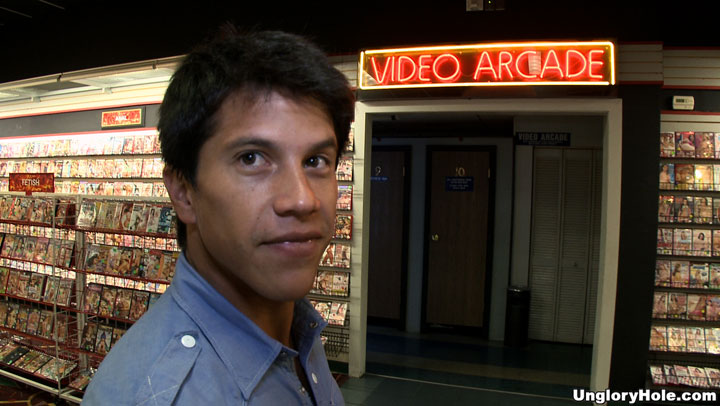 Nasty gays queuing to be behind the unglory - XXX Dessert - Picture 1