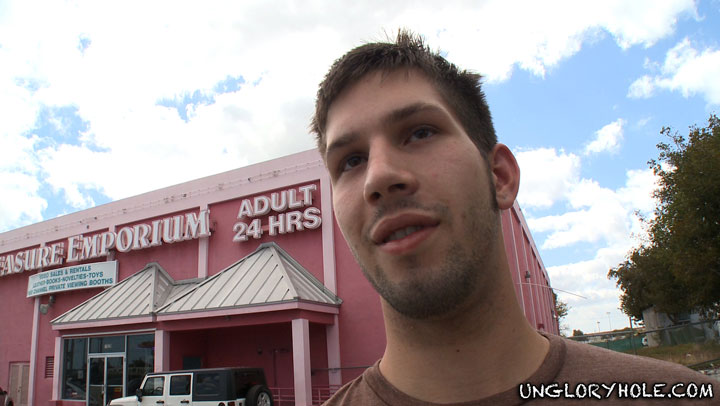 The amazing ungloryhole gives another cream - XXX Dessert - Picture 1