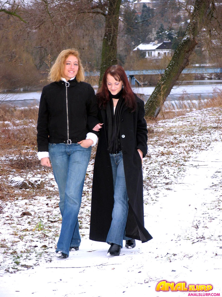 Both models were pleased with horse cum blo - XXX Dessert - Picture 1