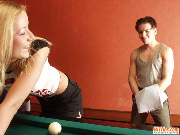 Bi orgy. Bi Trios. - XXX Dessert - Picture 2