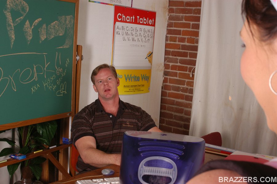 American fat school fuck - XXX Dessert - Picture 1