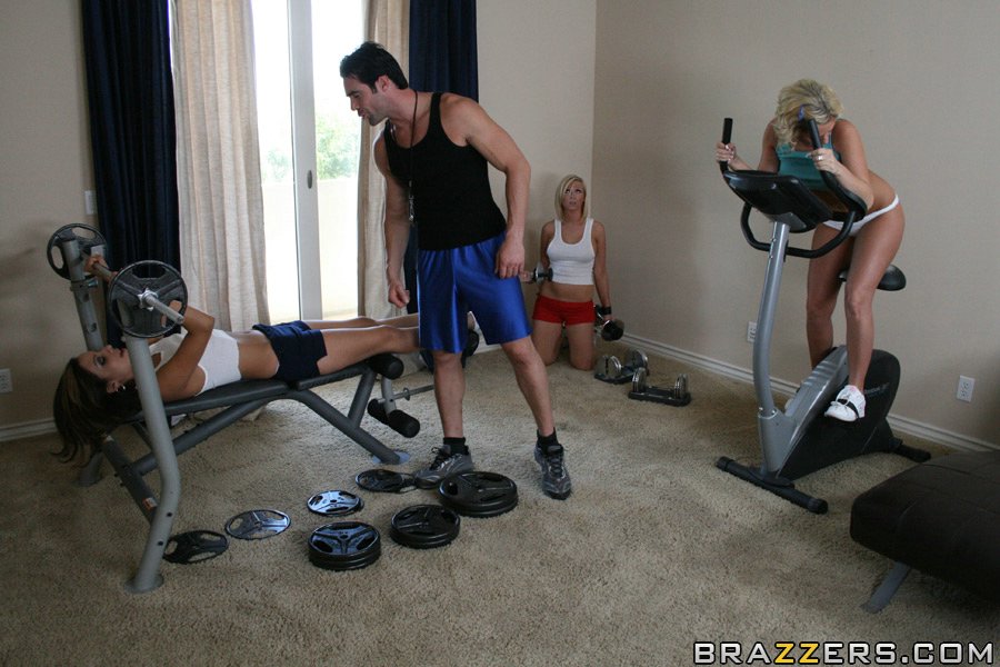 American big tits sports - XXX Dessert - Picture 5