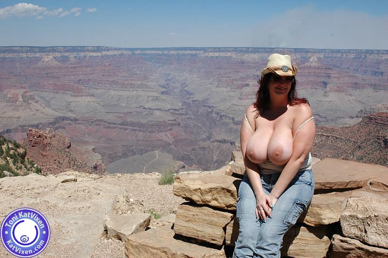 Sexy fat women. Toni KatVixen is a naughty  - XXX Dessert - Picture 7