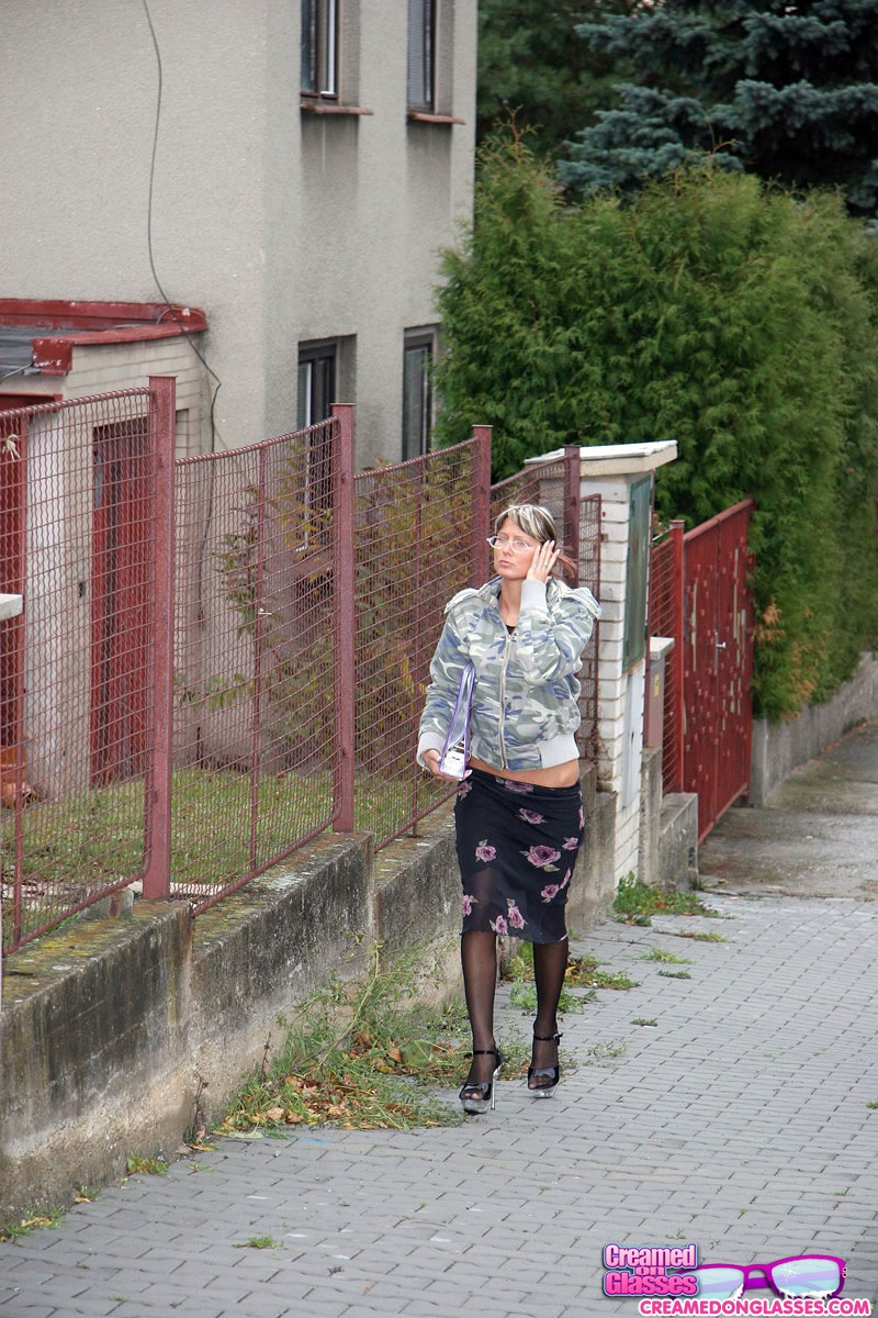 Group porn. Girl is dressed to sexy at her  - XXX Dessert - Picture 2