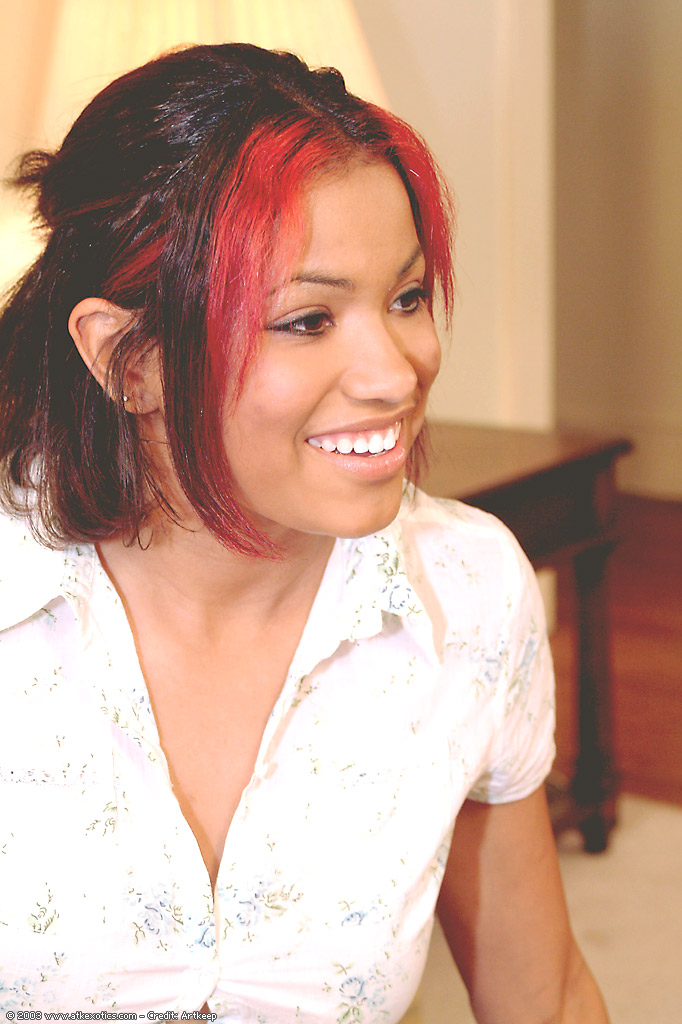 Mexican latina masturbation - XXX Dessert - Picture 4