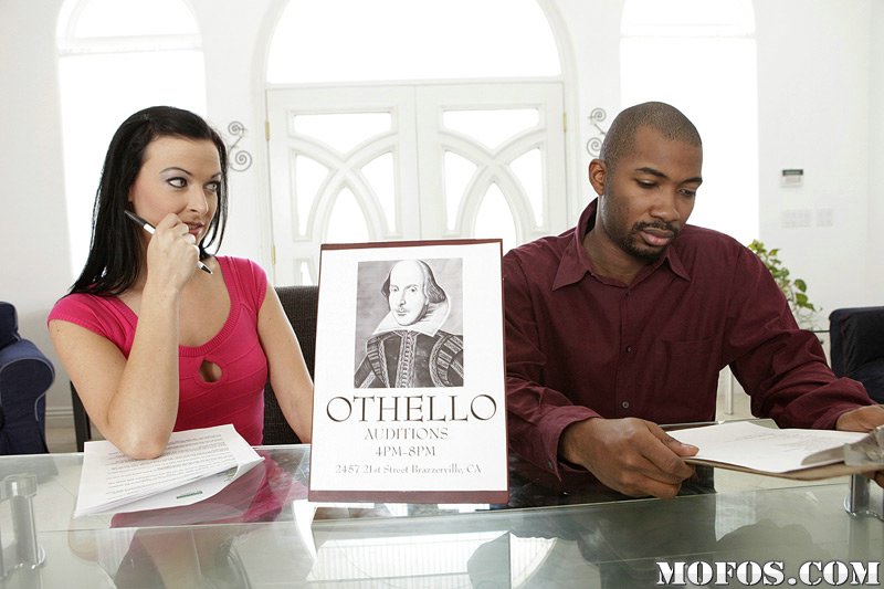 Black white sex. Othello: A 16th Century pl - XXX Dessert - Picture 5