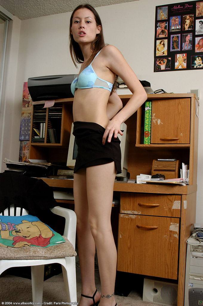 Slender amateur underwear - XXX Dessert - Picture 4