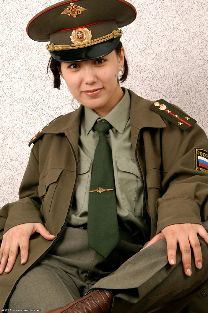 Beautiful uniform military - XXXonXXX - Pic 1