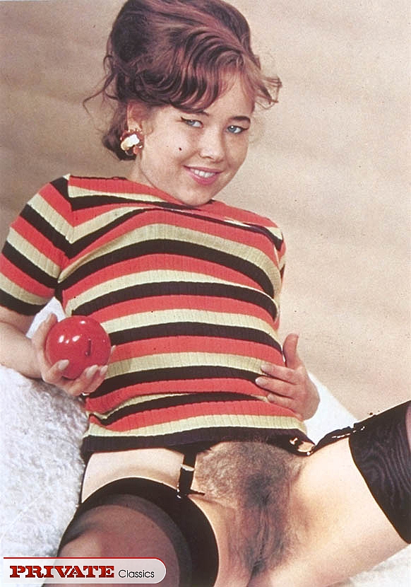 Classic retro porn. Natural sixties lady sh - XXX Dessert - Picture 6