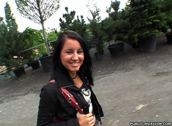 Young 18 teen girl. This is the kind of sho - XXX Dessert - Picture 2