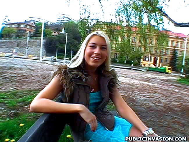 Outdoor sex. Blonde west European is so hun - XXX Dessert - Picture 1