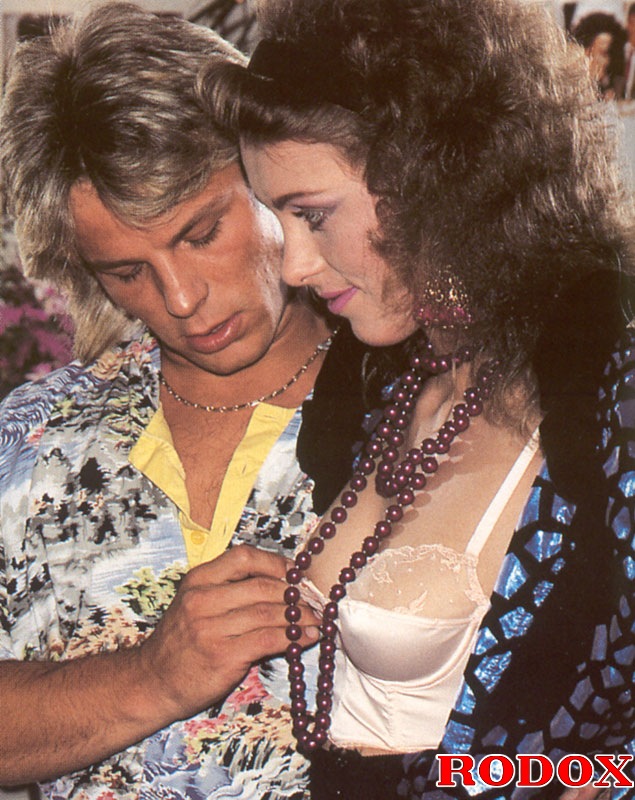 Vintage classic porn. Hot retro threesome h - XXX Dessert - Picture 2