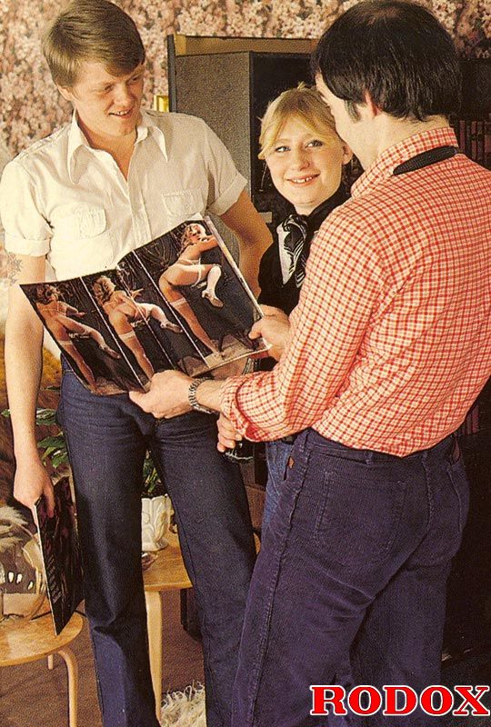 Vintage nude. Retro hairy blonde pussy pene - XXX Dessert - Picture 3