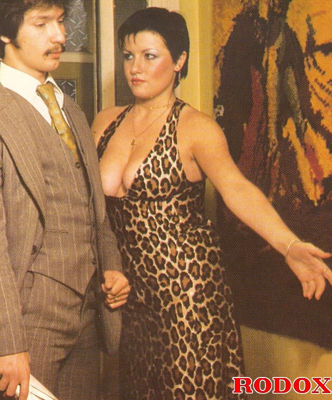 Sexy hairy pussy. Hairy and busty seventies - XXX Dessert - Picture 1