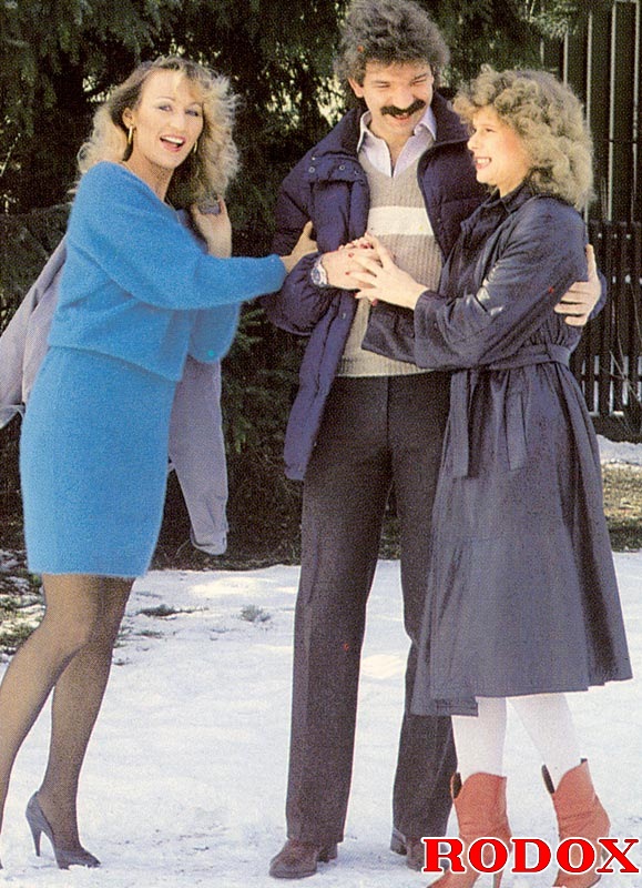 Xxx vintage. Two horny retro babes pleasing - XXX Dessert - Picture 2