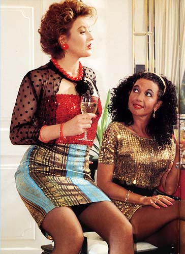 Horny hairy. Two seventies ladies using a b - XXX Dessert - Picture 1
