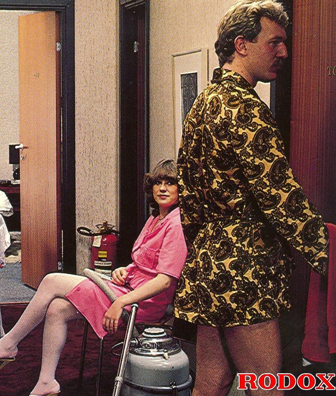 Xxx hardcore. Horny seventies maid blowing  - XXX Dessert - Picture 2