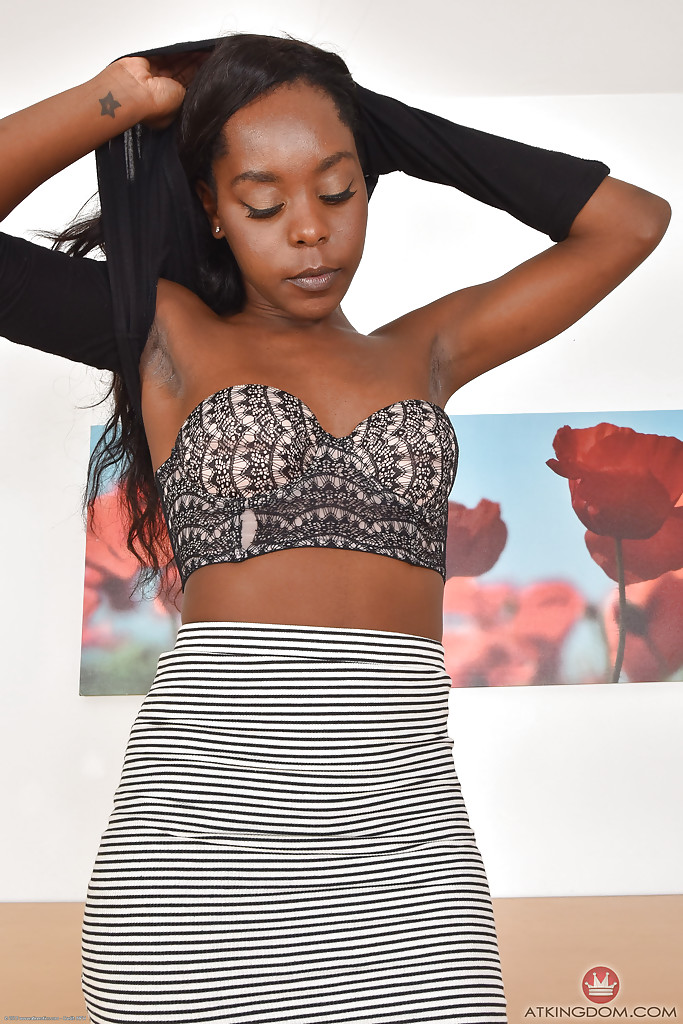 Ebony babe tiny tits - XXX Dessert - Picture 3