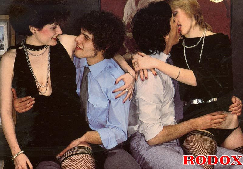 Vintage pornography. Two seventies couples  - XXX Dessert - Picture 21
