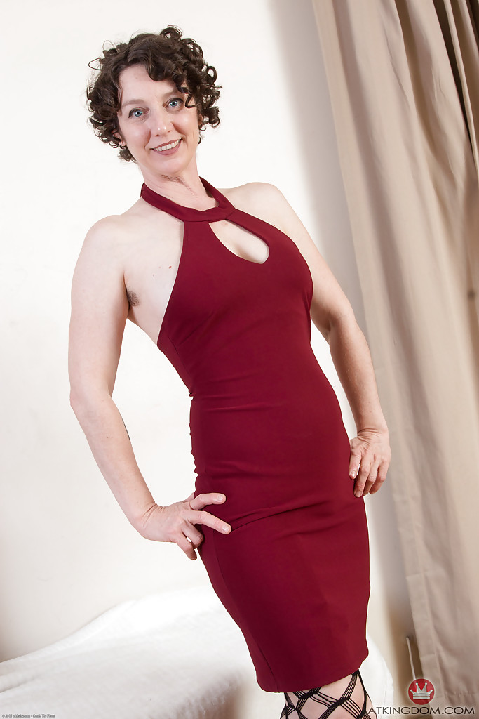 Naked busty milf - XXX Dessert - Picture 1