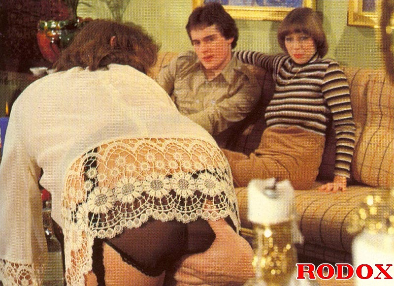 Hairy galleries. Three hairy seventies ladi - XXX Dessert - Picture 17