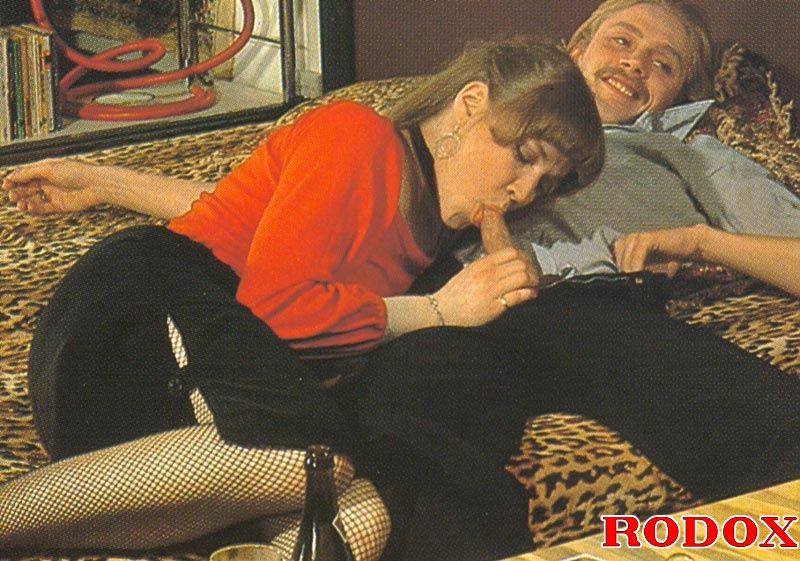 Hairy pussy. Two naughty seventies couples  - XXX Dessert - Picture 7