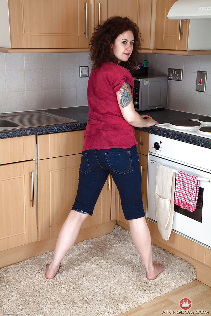 Hairy brunette snatch - XXXonXXX - Pic 1