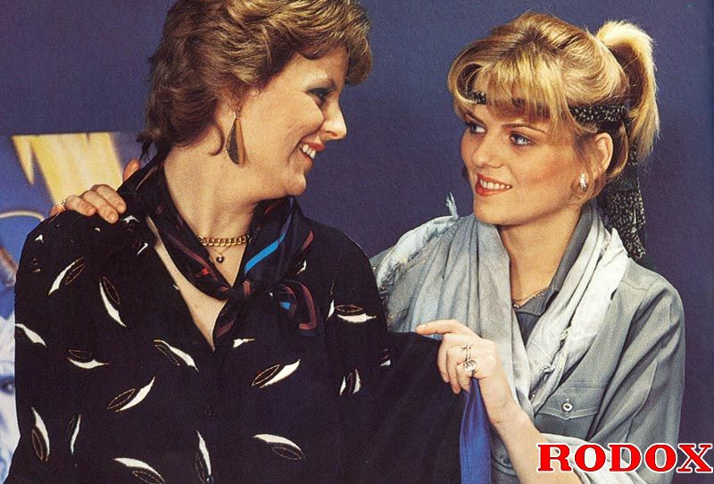 Sexy hairy. Two hairy seventies ladies gett - XXX Dessert - Picture 7