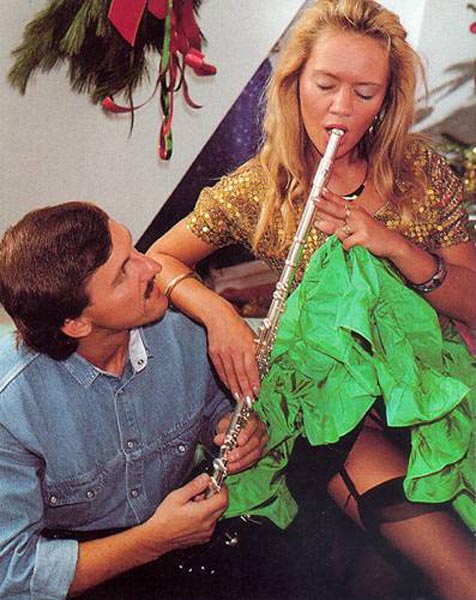 Very hairy pussy. Two seventies ladies fuck - XXX Dessert - Picture 2