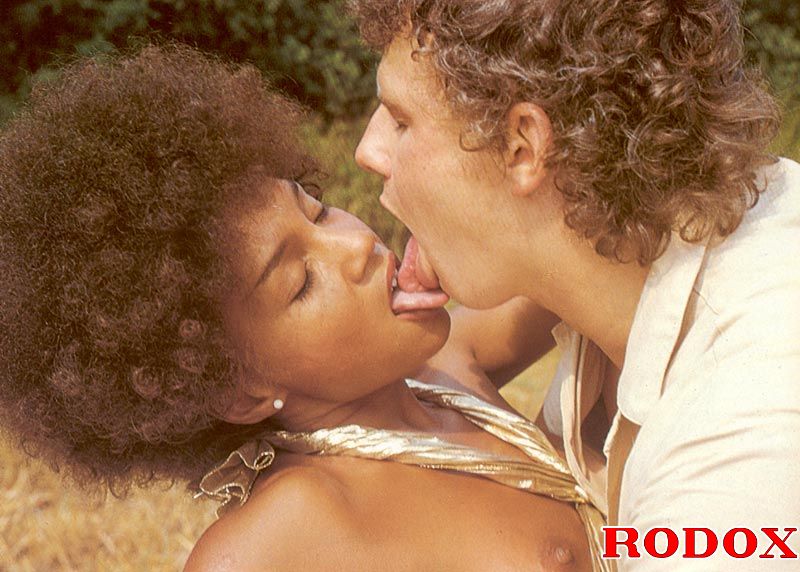 Hairy snatch. Seventies ebony lady fucked b - XXX Dessert - Picture 14