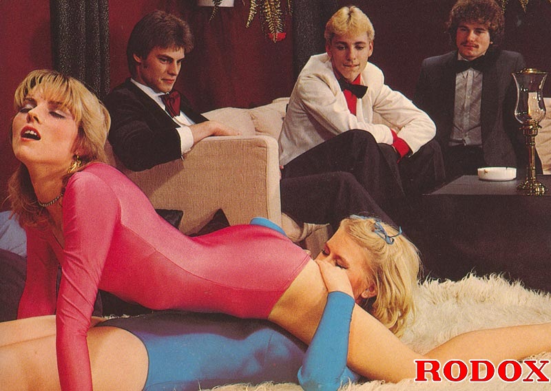 Classic girl porn. Three horny classic guys - XXX Dessert - Picture 7