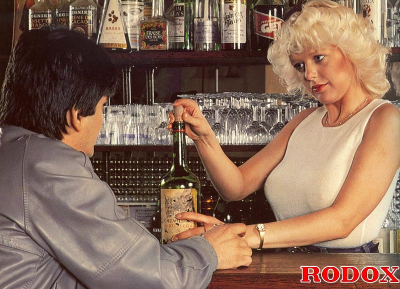 Xxx hardcore. Horny blonde retro bar lady g - XXX Dessert - Picture 3