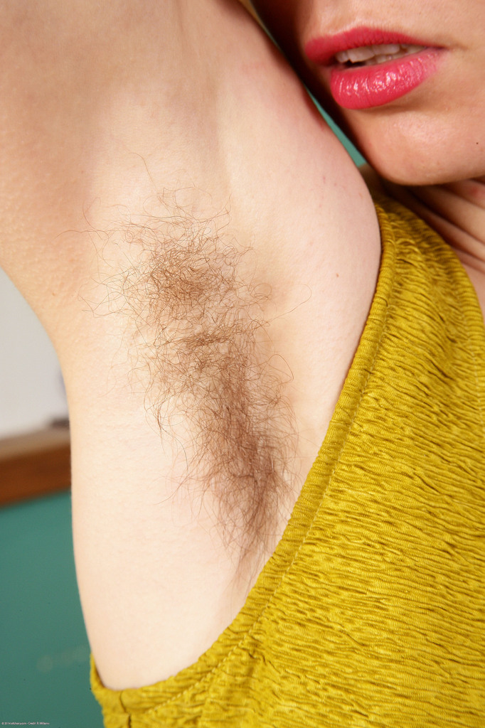 Brunette armpits - XXXonXXX - Pic 2