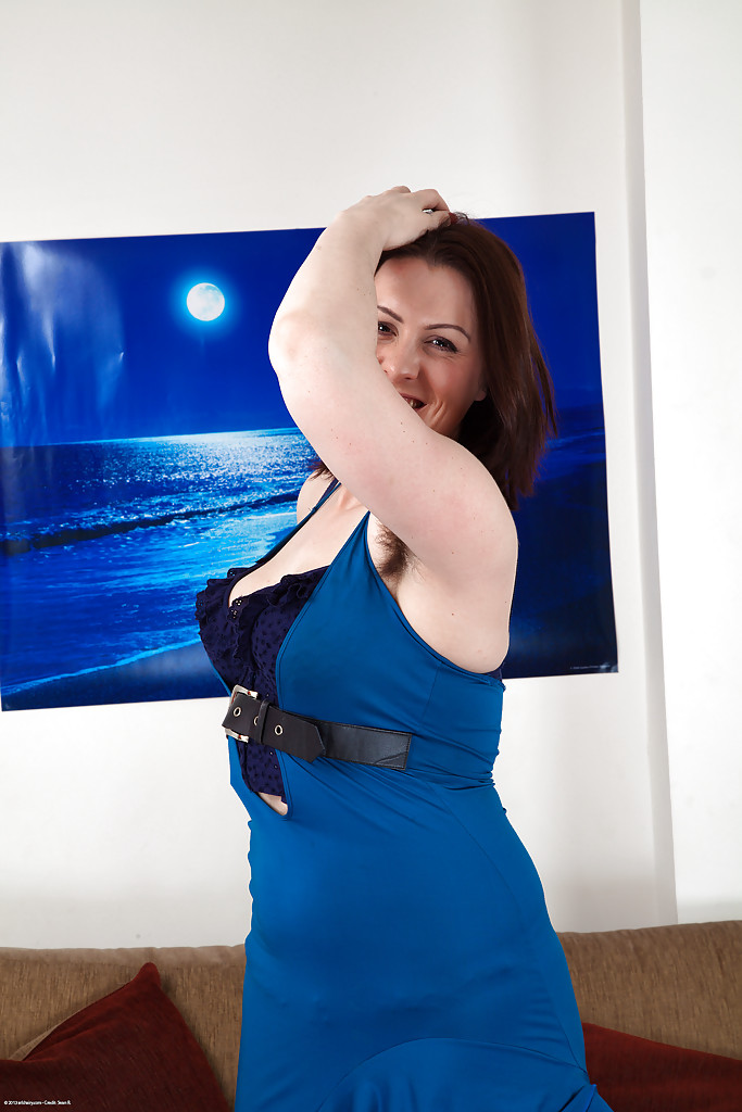 Beautiful amateur milf sluts - XXXonXXX - Pic 1