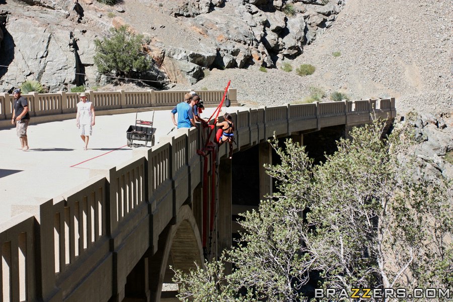 Dirty brunette fuck - XXXonXXX - Pic 3