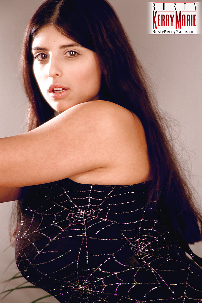 British brunette euro pussy - XXX Dessert - Picture 1