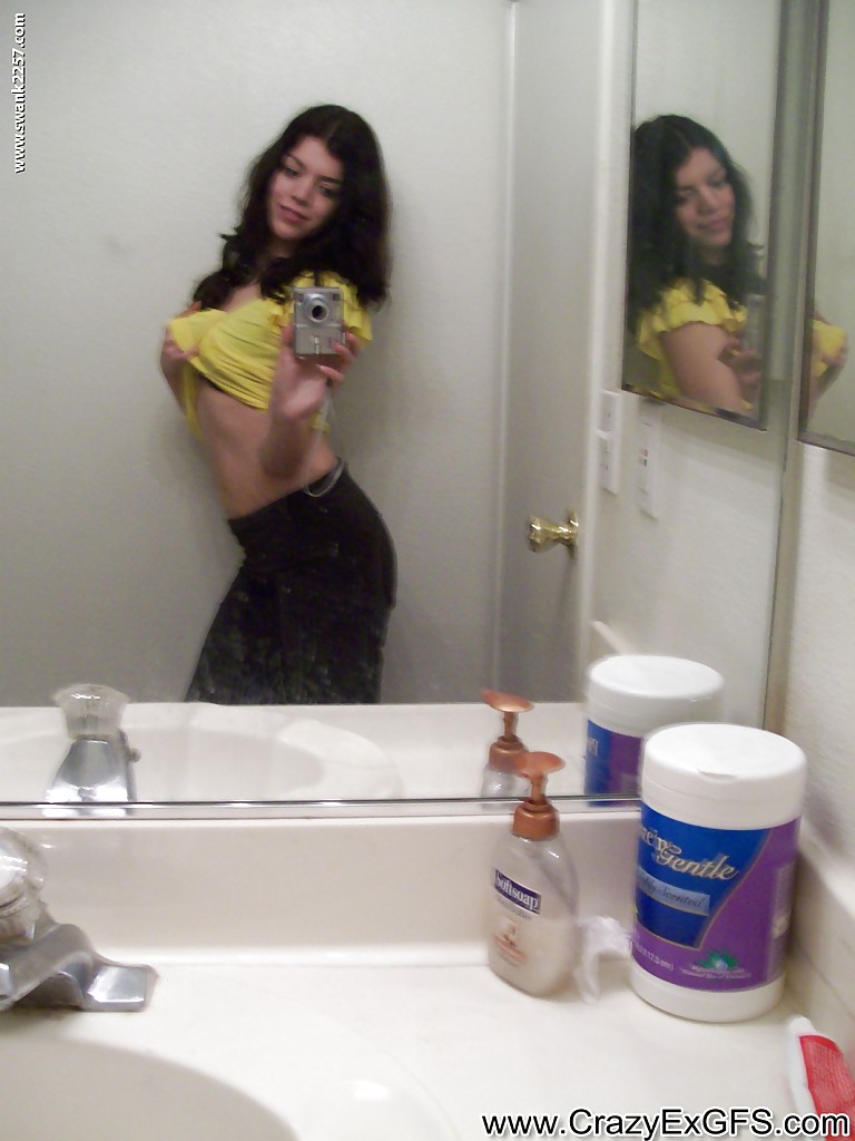 Stripping latina gf - XXX Dessert - Picture 1