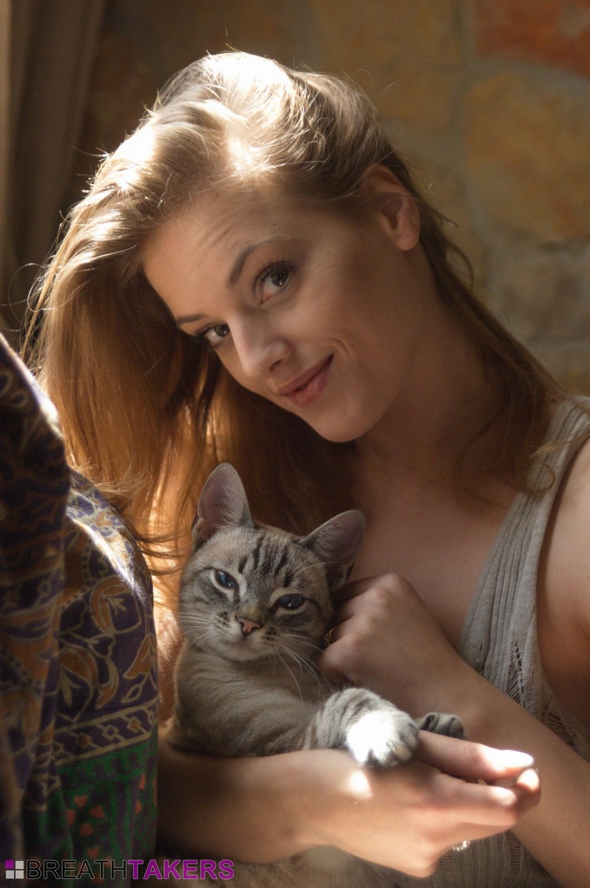 British stripping awesome body - XXX Dessert - Picture 1