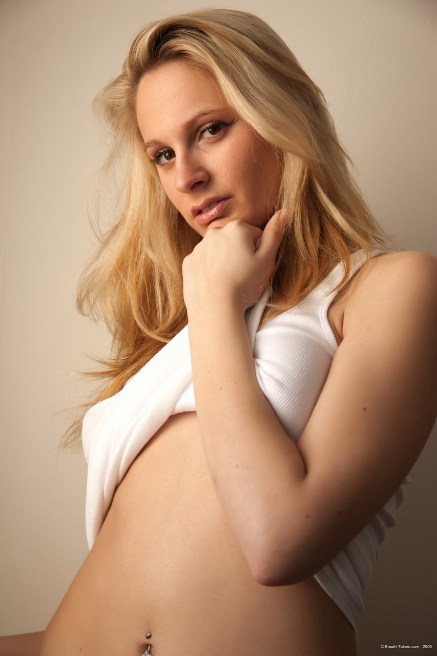 Pretty awesome pussy - XXX Dessert - Picture 7