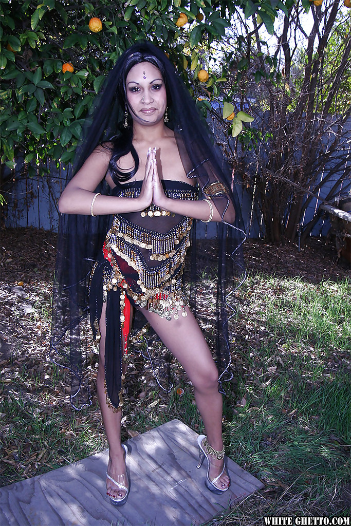 Naughty indian curry brunette - XXX Dessert - Picture 4