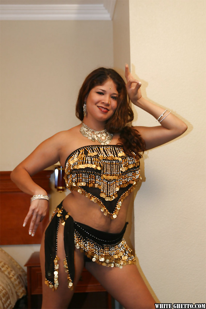 Stripping chubby - XXX Dessert - Picture 7